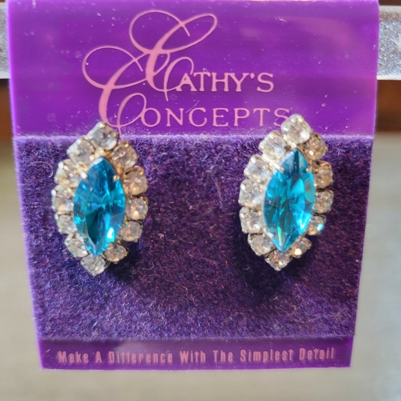 Cathy's Concepts Rhinestone Earrings & Nicole Beaded Bracelet CostumeJewelry Lot - Picture 4 of 11